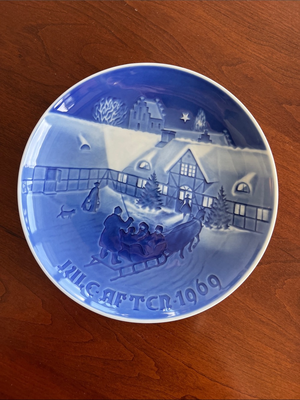Vintage 1969 Royal Copenhagen porcelain collector plate